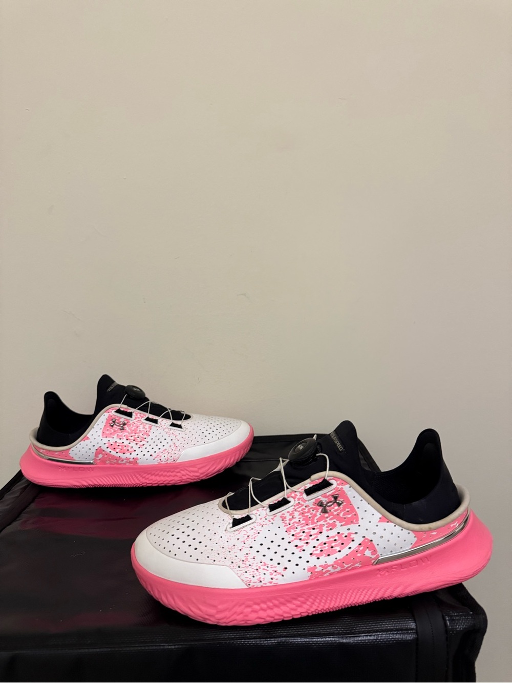 Size 11 - Under Armour SlipSpeed Beta White